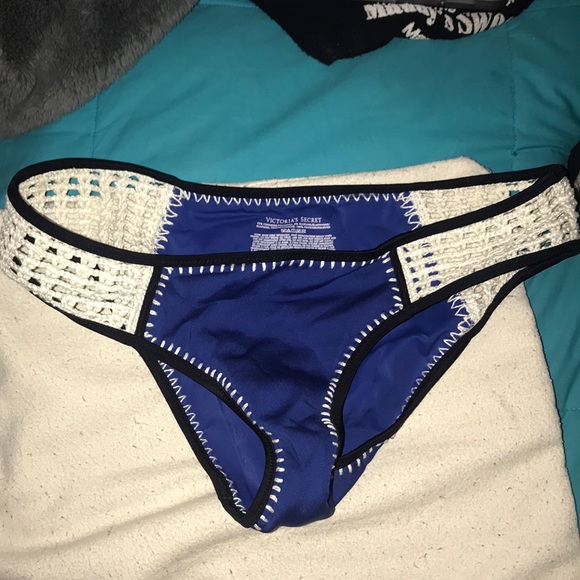 bathing suit bottoms - Picture 1 of 1